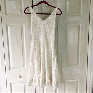TAHARI Cream Lace Dress